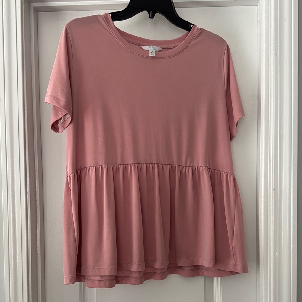 Time and Tru Pink Short Sleeve Peplum Top (M)